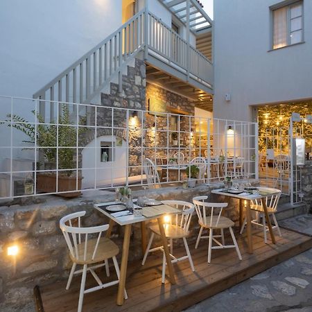 L Anima Boutique Suites Skiathos Town Bagian luar foto