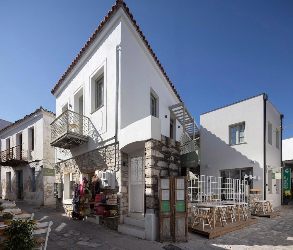 L Anima Boutique Suites Skiathos Town Bagian luar foto