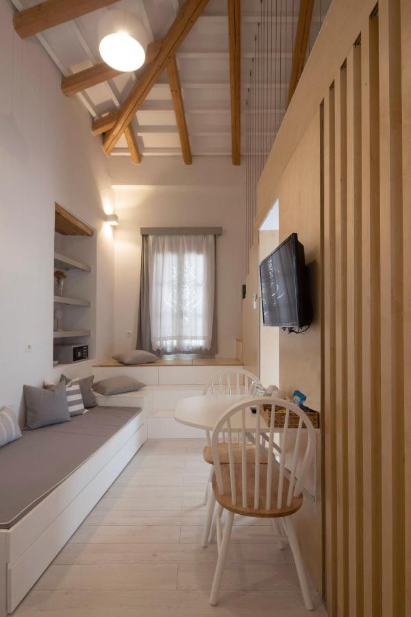L Anima Boutique Suites Skiathos Town Bagian luar foto