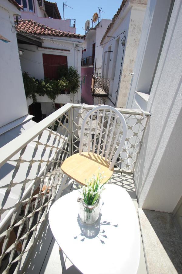 L Anima Boutique Suites Skiathos Town Bagian luar foto