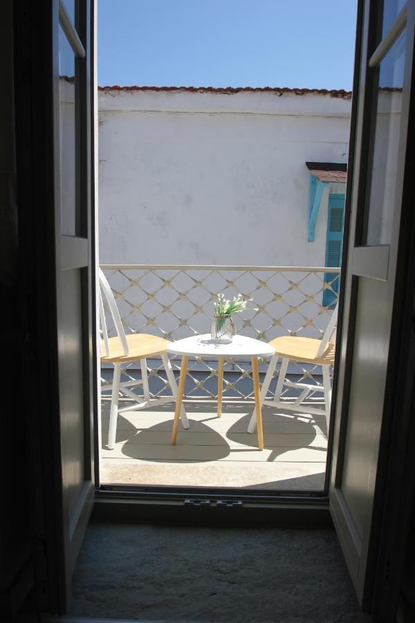 L Anima Boutique Suites Skiathos Town Bagian luar foto