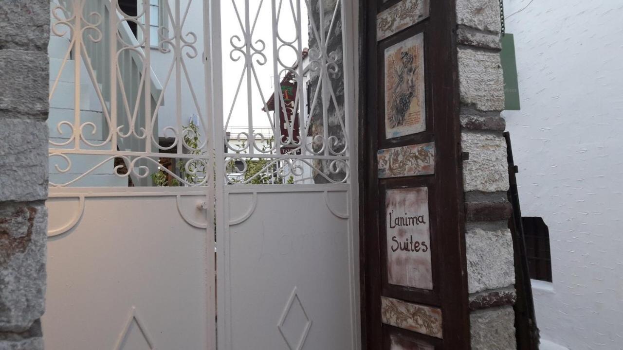 L Anima Boutique Suites Skiathos Town Bagian luar foto